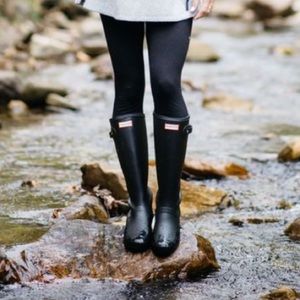 Gently Used HUNTER Women’s Original Tall Rain Boot Matte BLACK 8